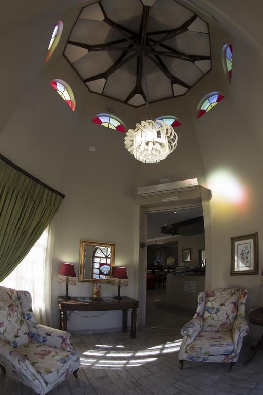 La Vie & Rose Lodge Bloemfontein Exterior photo